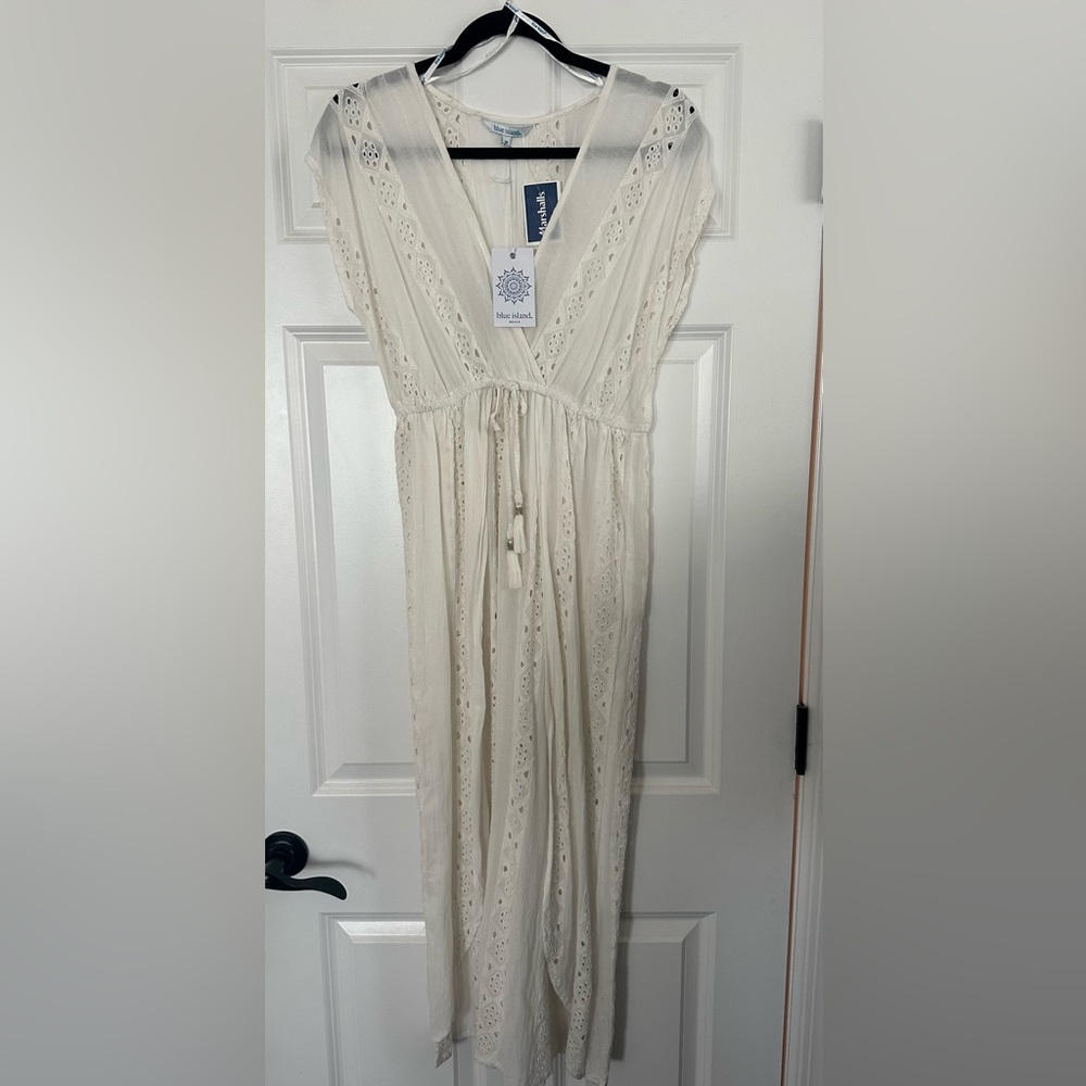 Size medium beach, cover-up.